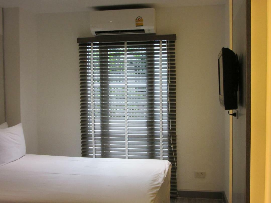 Urban House Hotel Bangkok Exterior foto